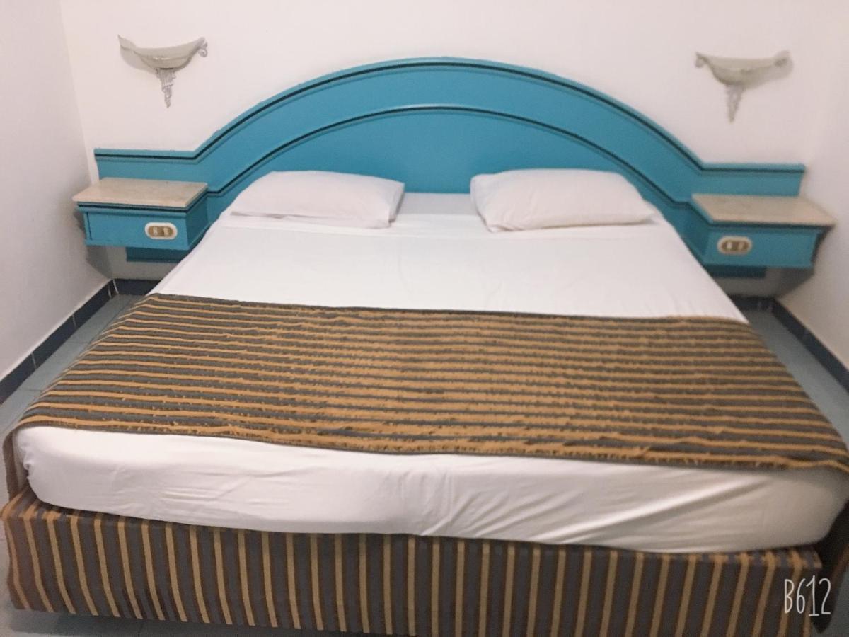 Lilly Land Resort Chalets Hurghada Bagian luar foto